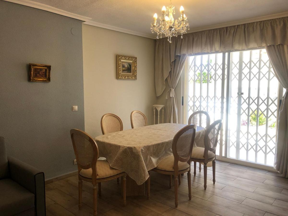 Holiday Chalet Benidorm Hébergement de vacances *